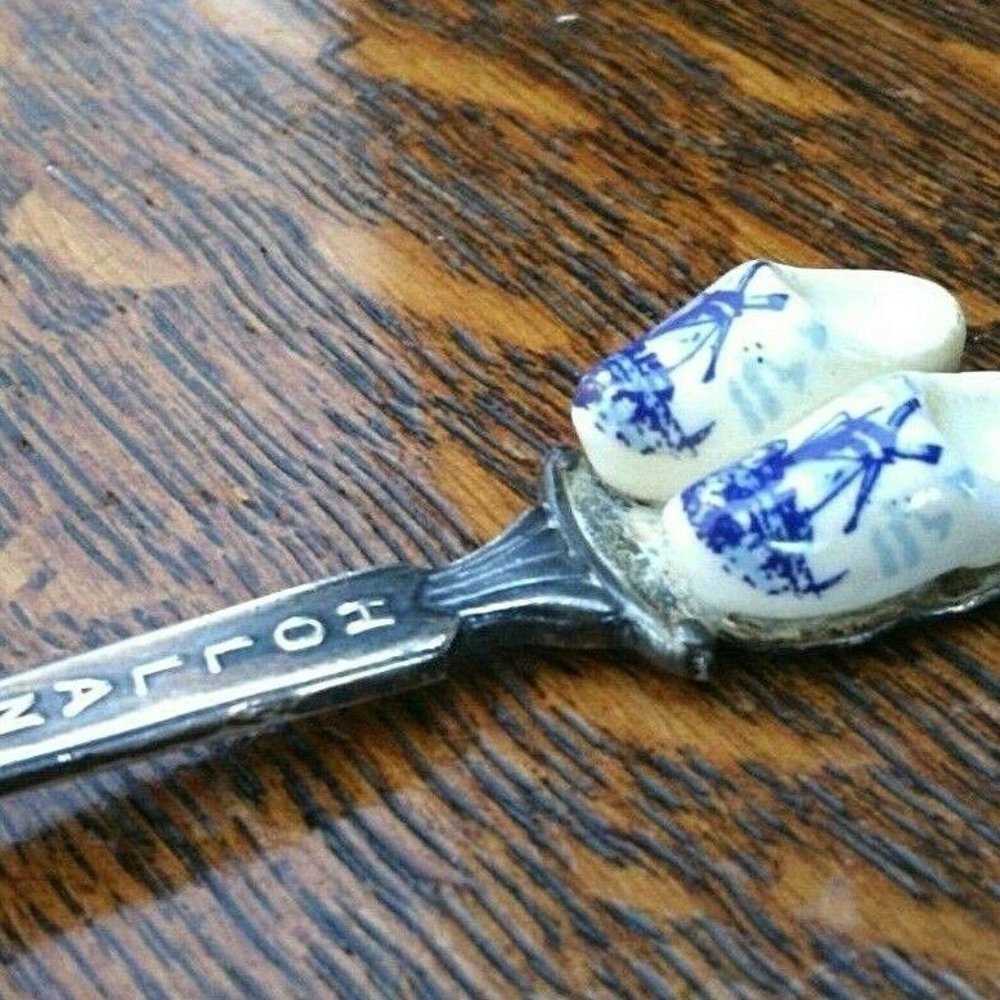 Dutch Spoon Porcelain Clogs Collectable Silver Sugar Tea Blue White Windmill Jam